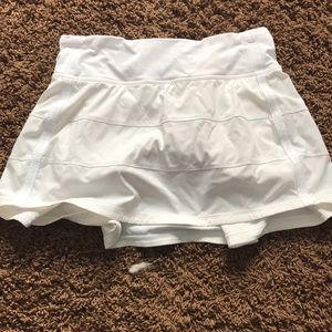 Lululemon White Tennis skirt